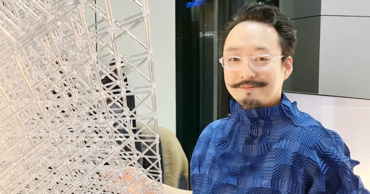 【AI時代のアート】光を編み、構造を奏でる。3Dプリントの概念を書き換える「130」の静かなる革命